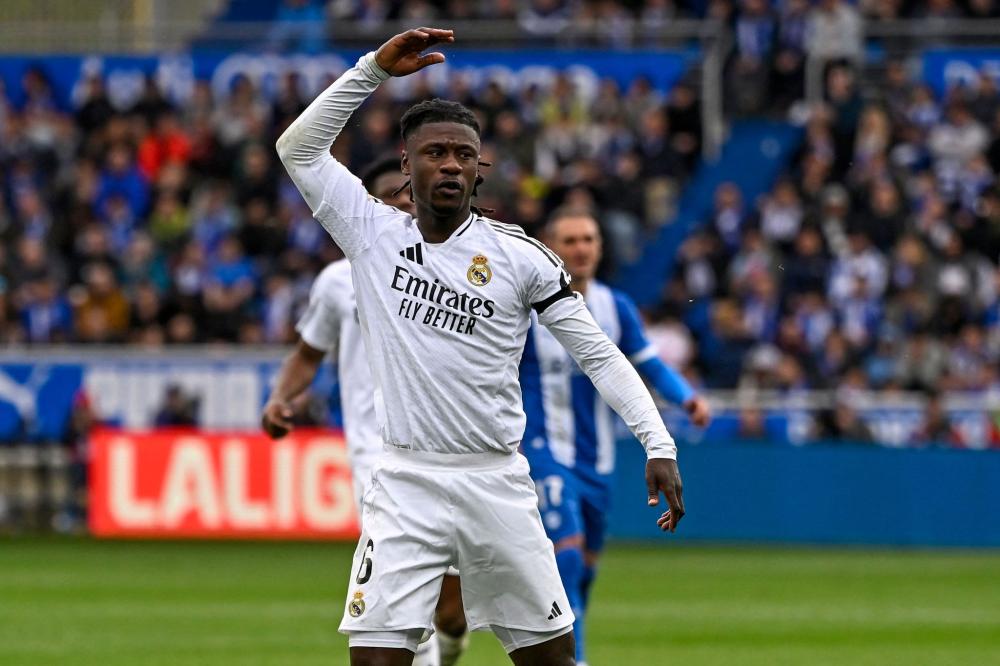 心勃勃的目 心勃勃的目