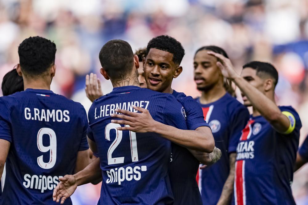 引领中国篮 引领中国篮